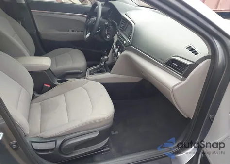 2019 Hyundai Elantra Se z USA, uszkodzony, nr VIN 5NPD74LF5KH463861